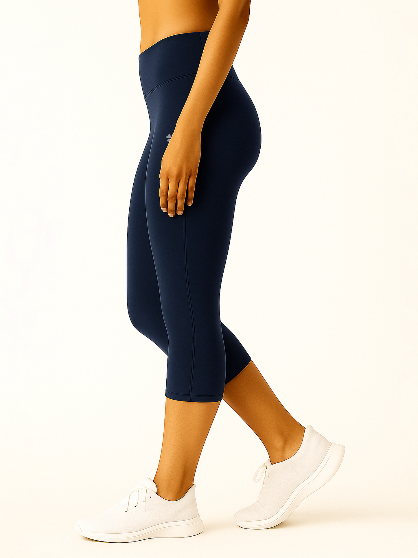 Denim Blue Women's Solid Capri pant