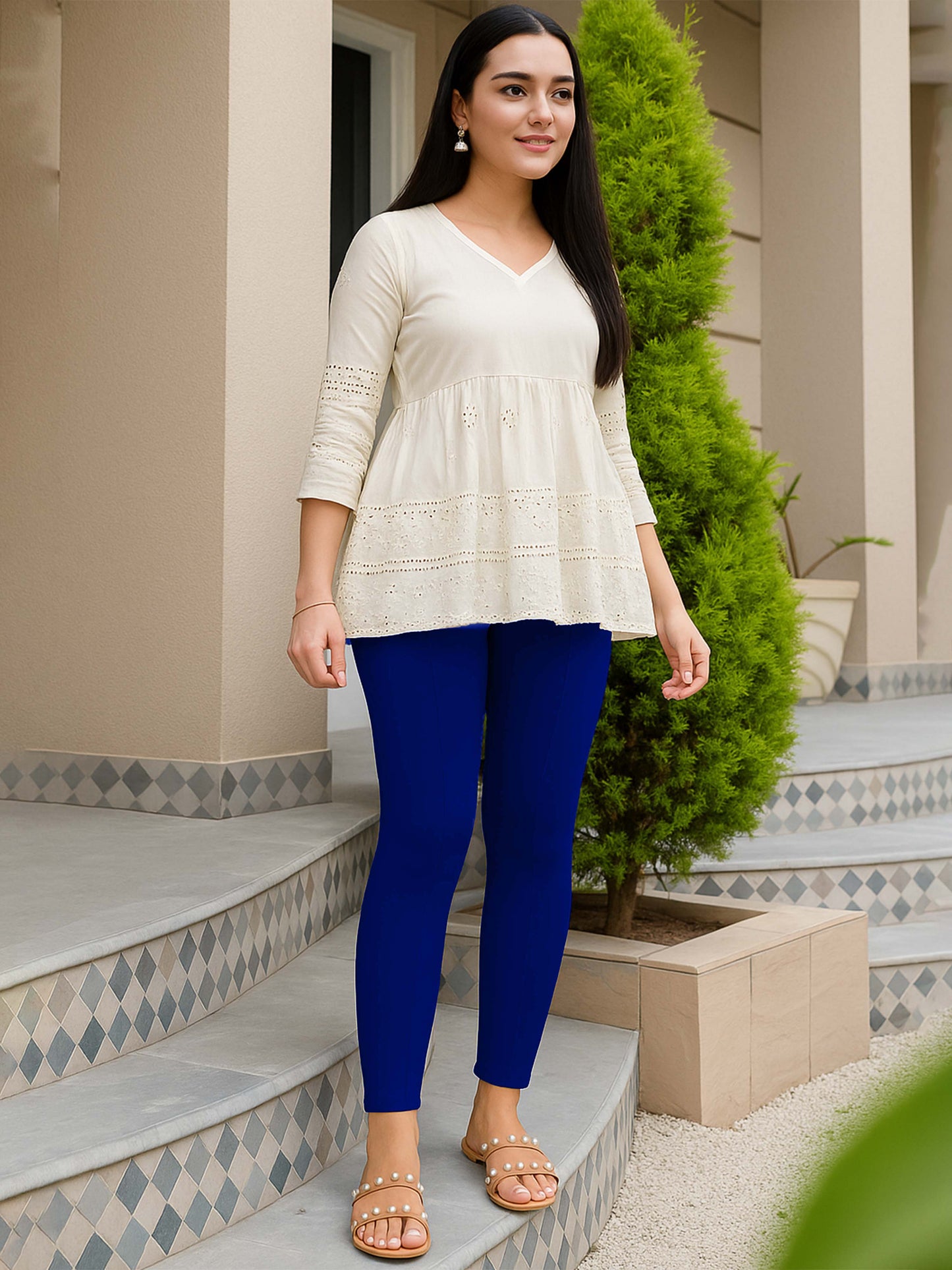 Royal Blue Women's Solid Pleated Pant