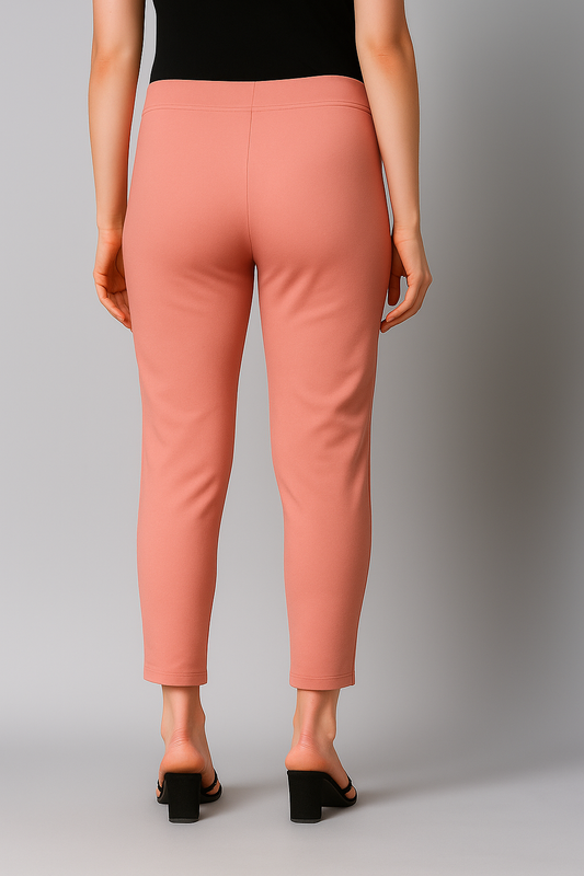 Peach Women's Cotton Lycra Solid Straight Pant