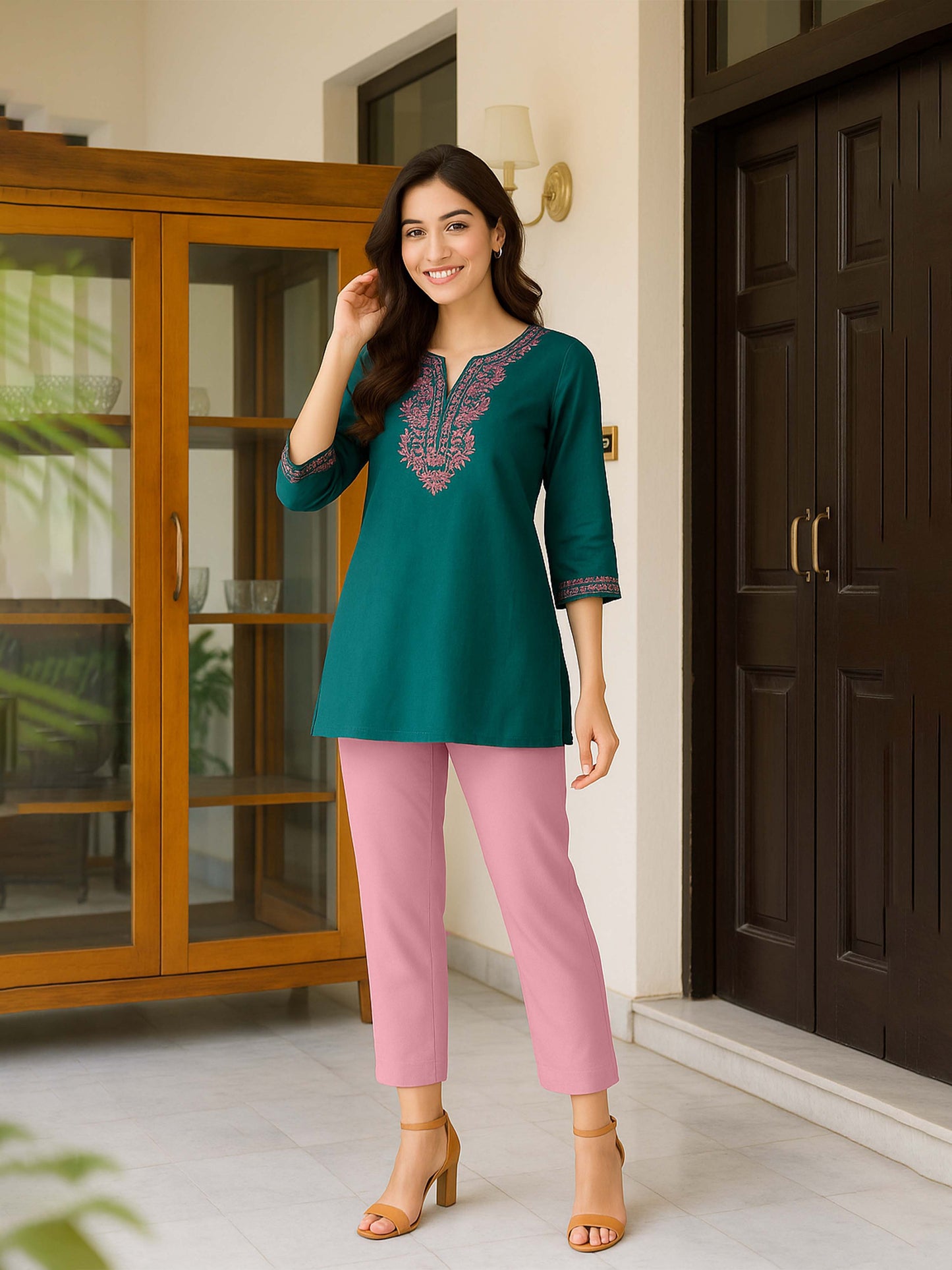 Baby Pink Women's Solid Cotton Lycra Kurti Pant