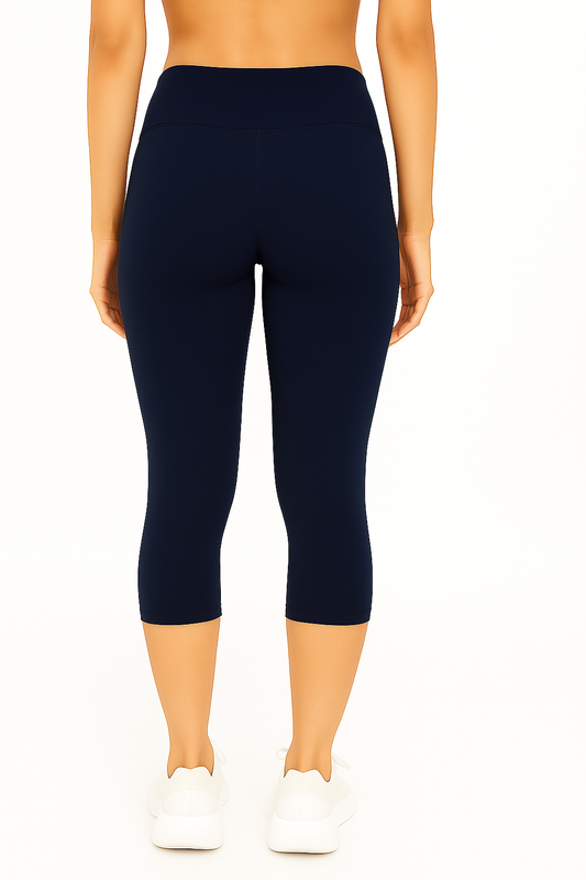Navy Women's Solid Capri pant