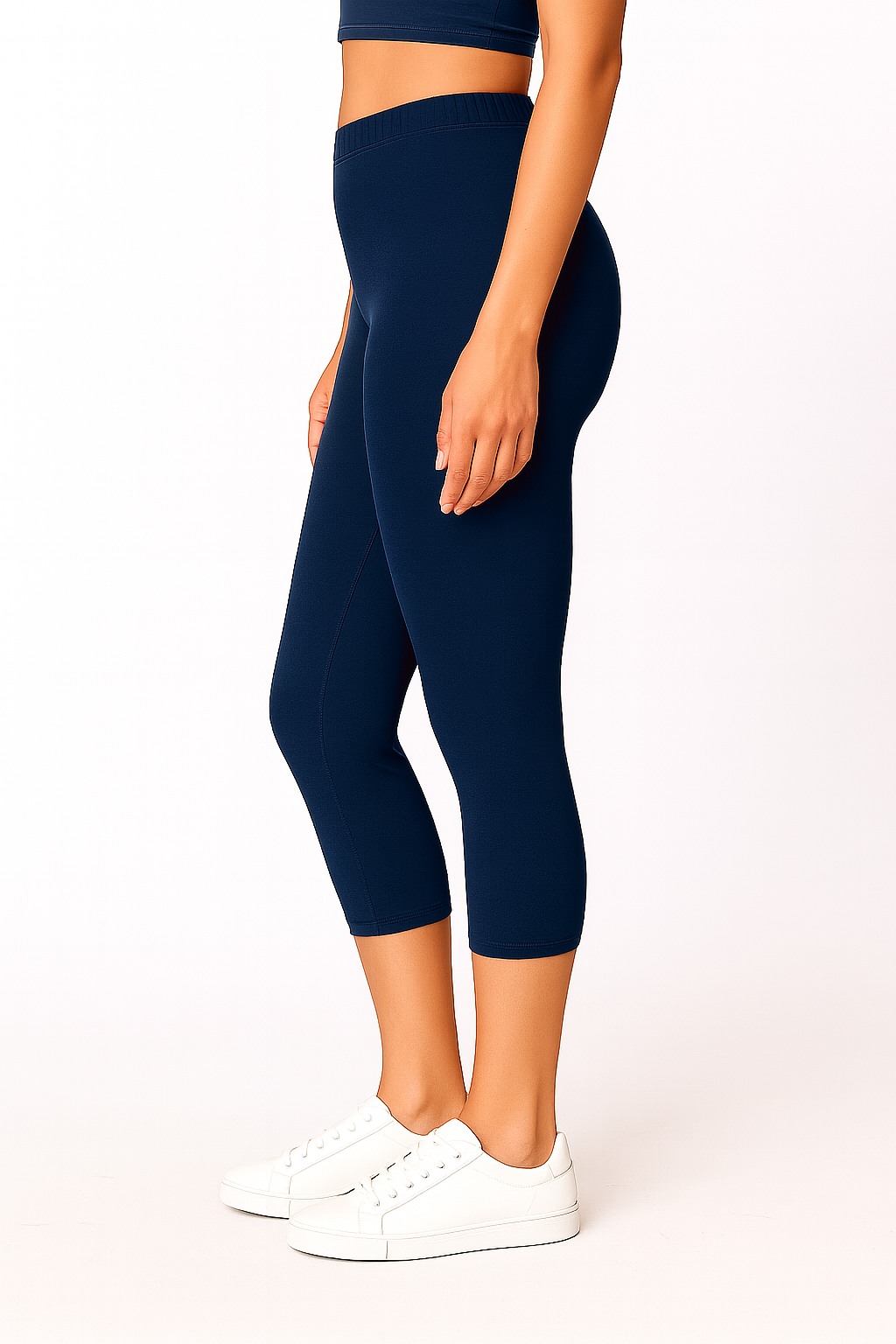 Navy Women’s Solid Casual Capri