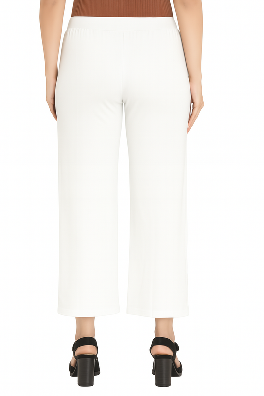 White Women's Solid Relaxed Fit Pant